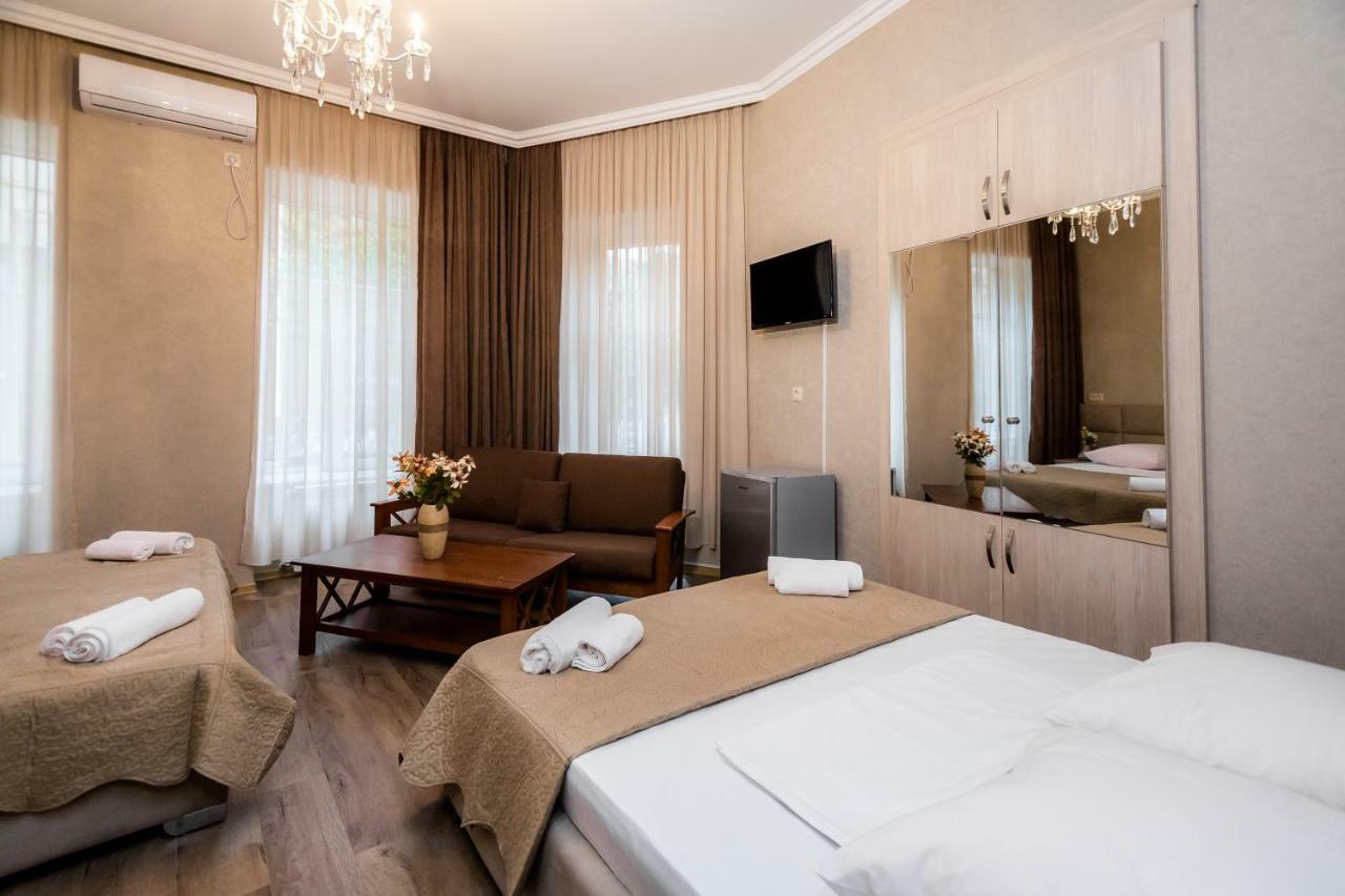 Star Hotel Tbilisi Eksteriør billede